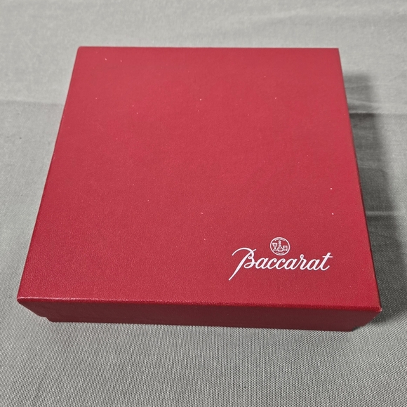 Baccarat Rosace Clear Crystal Glass Wine Bottle Decanter Coaster 5" w/ Box VTG - Picture 10 of 15